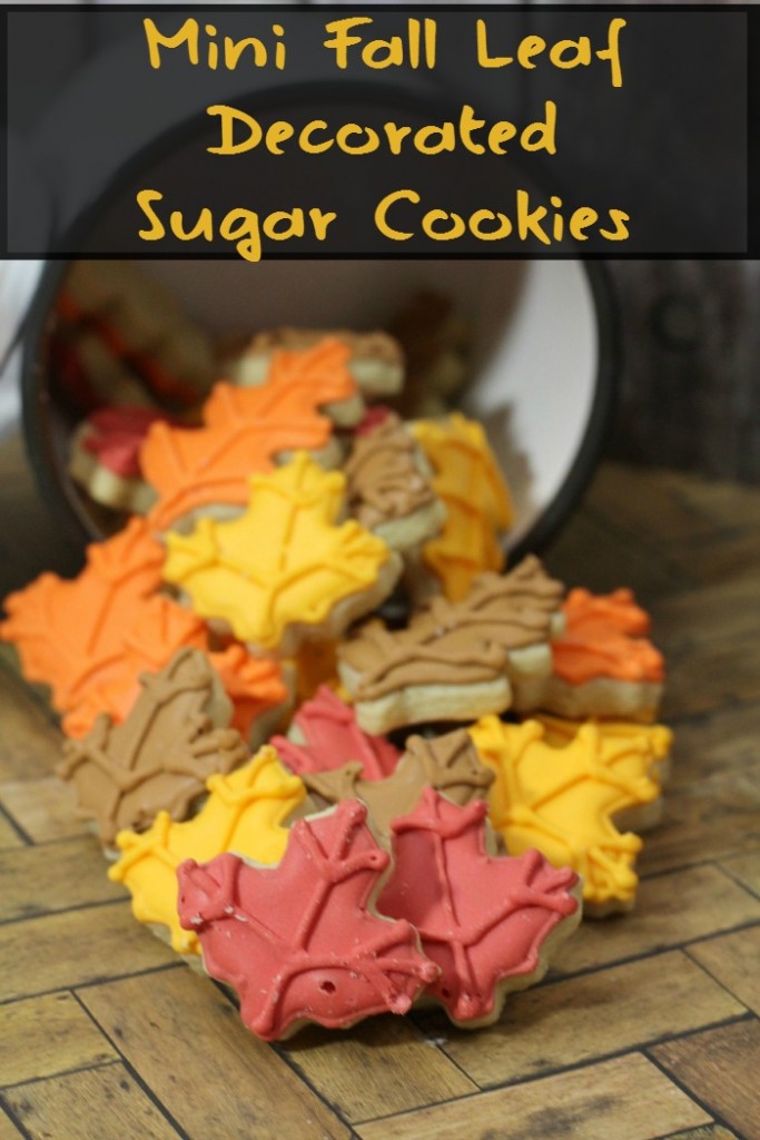 mini fall leaf decorated sugar cookies