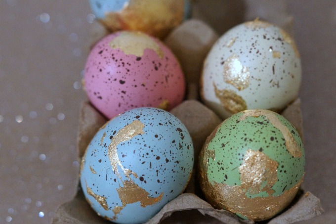 How to make DIY gilded eggs