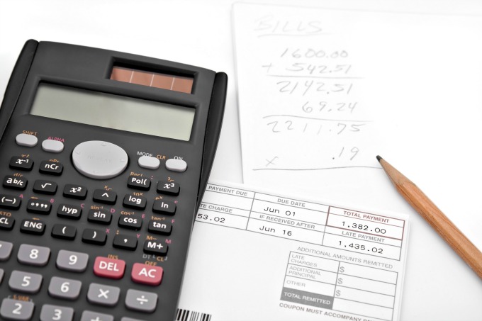 Calculating monthly expenses