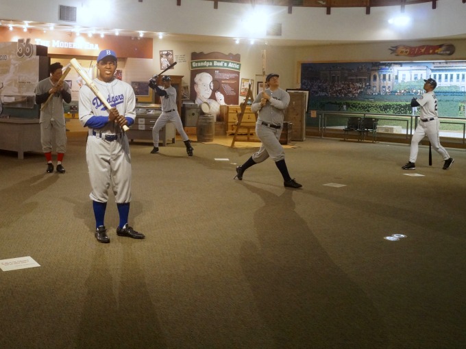 Baseball greats louisville slugger factory