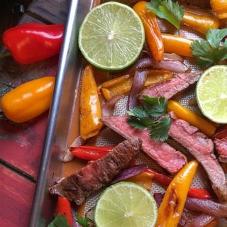 Sheetpan Steak Fajitas