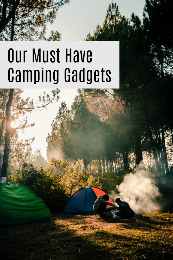 Our top must have camping accessories and gadgets. These are the things that make your camping trip better like games, lanterns, and cooking items. Gift ideas | outdoors | camp | guys | men | family #giftideas #camping 