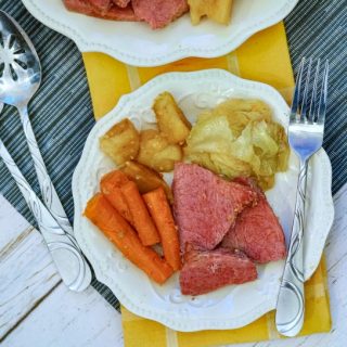 slow cooker corned beef and vegetables recipe