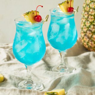 Blue Hawaii cocktail recipe