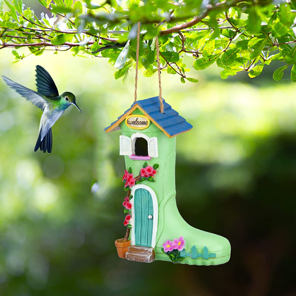 Boot birdhouse