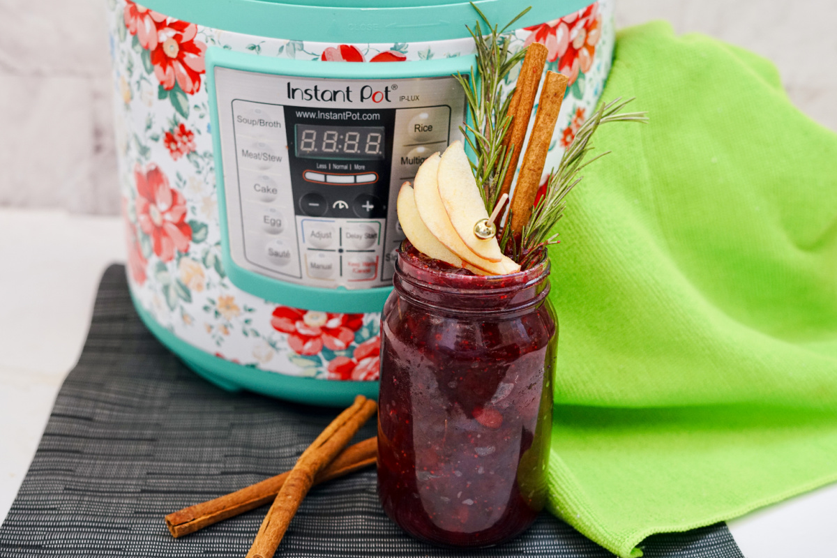 Spiked Cranberry Sauce made in the instant pot 