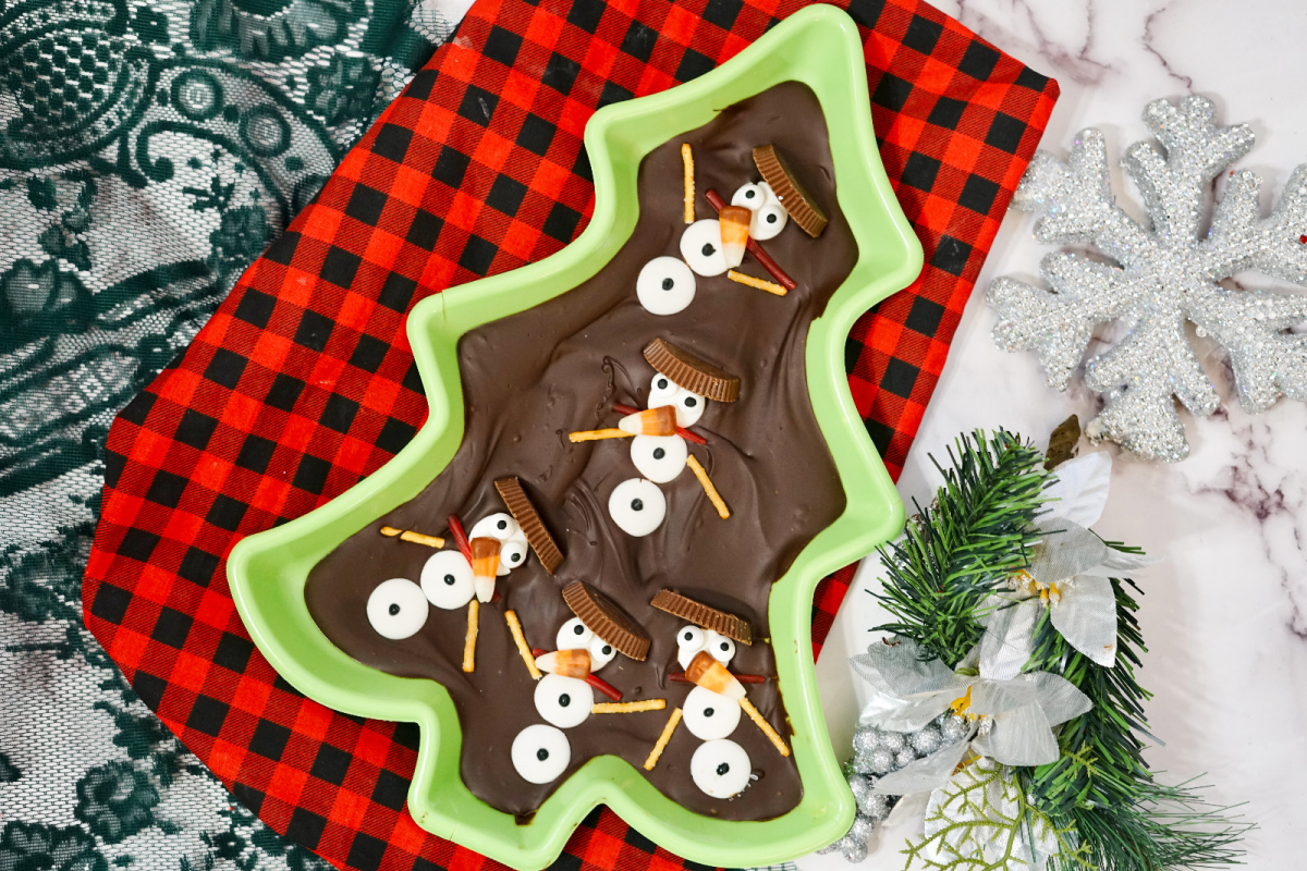 chocolate snowman bark 