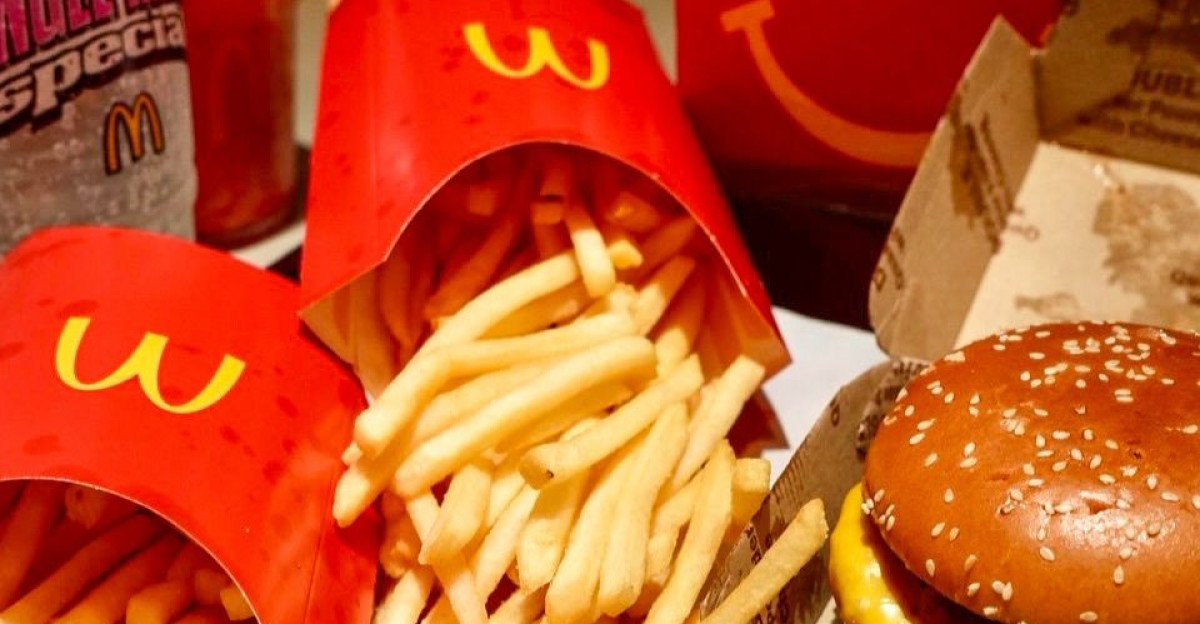 Y all know I had to come try the iconic angelreese5 special from mcdonalds We love a 5 star meal for a 5 star foodie For a limited time you can order The Angel Reese Special at your local McDonald s Go get yours ASAP ad mcdonalds angelreese angelreesespecial foodphotography fyp by Tolu