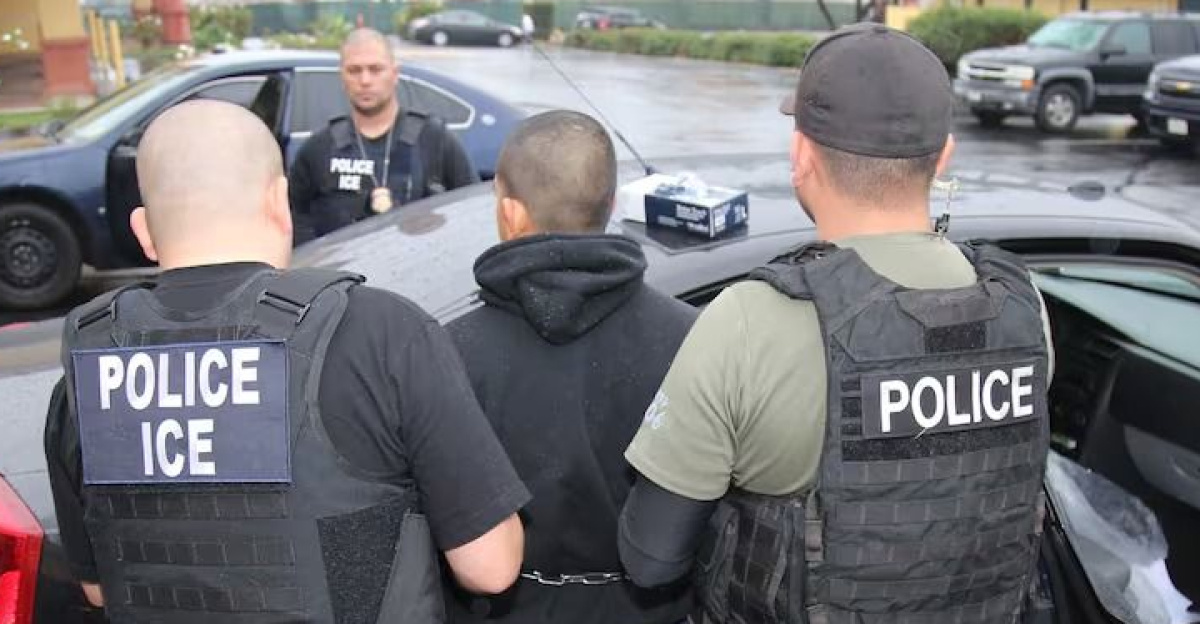 U.S. Immigration and Customs Enforcement officers may use deceptive methods to gain access to homes and make arrests by Dominique