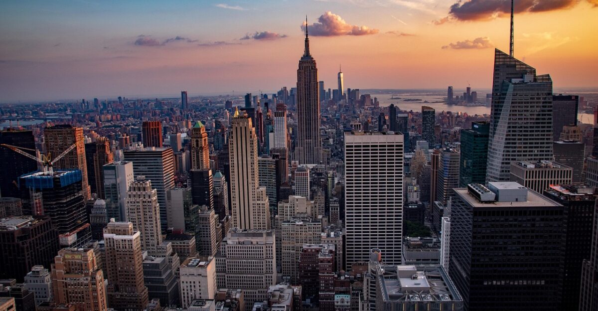 sunset manhattan city skyline architecture usa america cityscape nyc travel new skyscraper downtown nature york view new york city dusk empire state empire state building panoramic skyscrapers scenic yellow orange