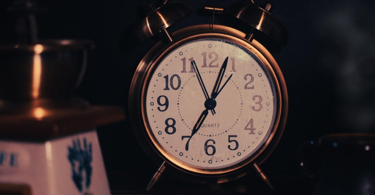 coffee coffee grinder cup clock time coffee cup dark alarm clock