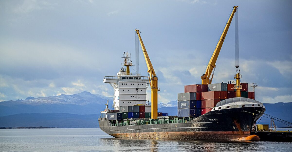 ship cranes loading dock port pier machinery heavy machinery cargo cargo ship shipping shipping industry freight freight transport freight ship sea nature ocean water travel voyage argentina transport transportation infrastructure