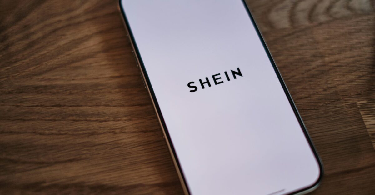 A phone that is sitting on a table
