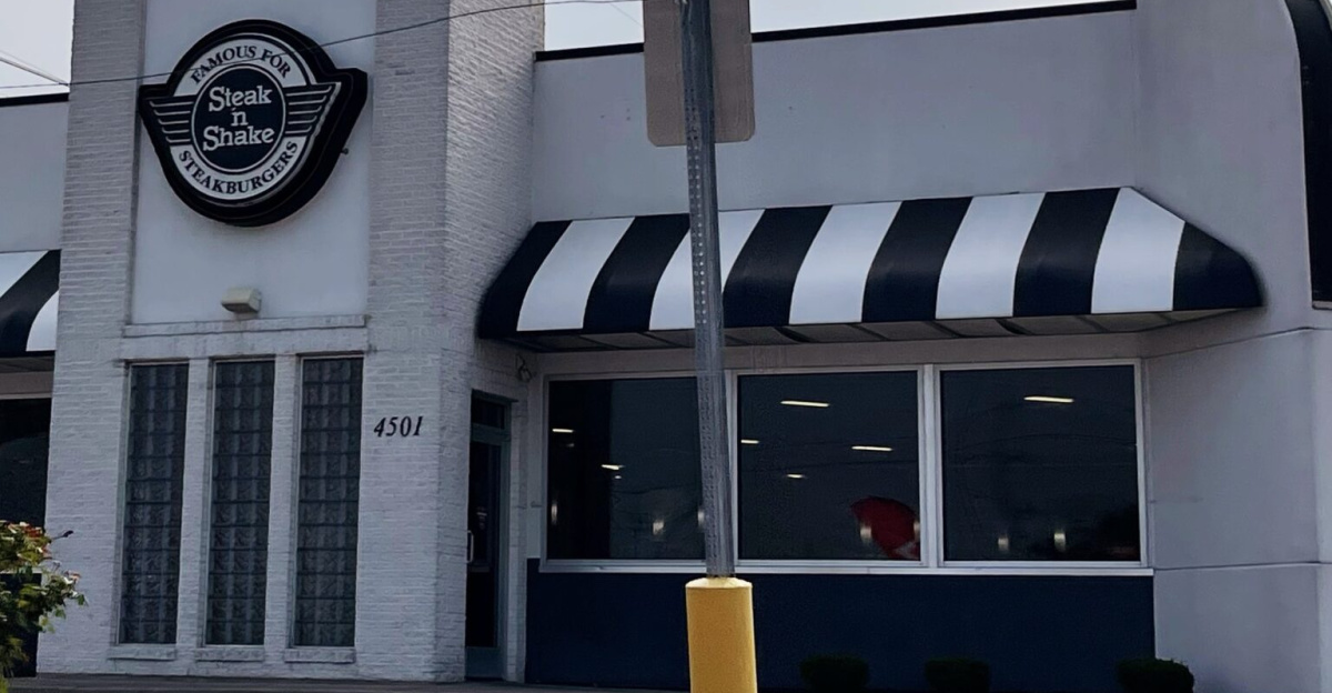 Steak 'n Shake (4501 S Emerson Ave, Indianapolis, IN 46203)