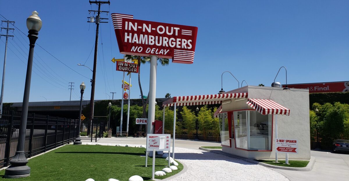 Replica of the 1948 orginal In-n-Out restaurant as seen from the north All three versions of the store 1 sign visible